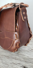 Load image into Gallery viewer, Small Crossbody - Brown