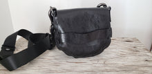 Load image into Gallery viewer, Small Crossbody - Black