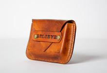 Load image into Gallery viewer, Card Holder - Saddle Tan